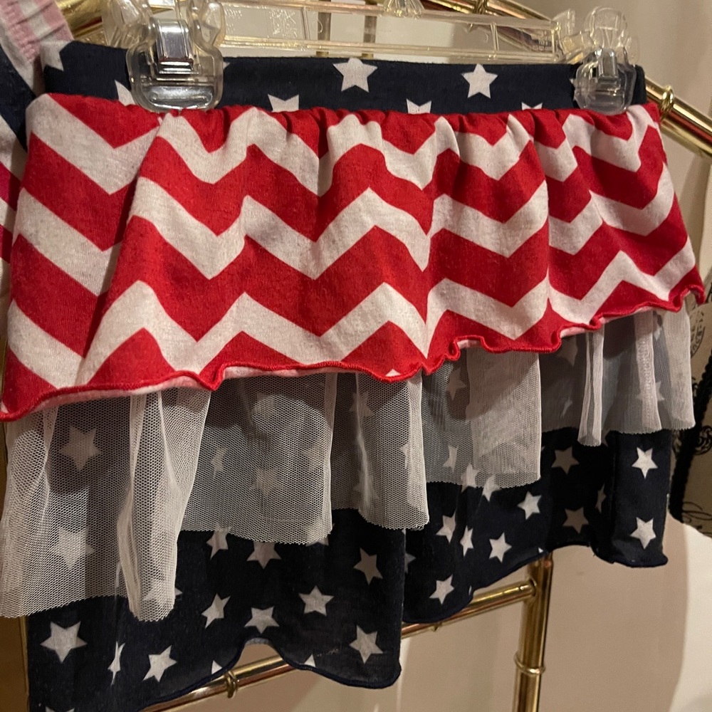 Big Star Skirt. That is great for the Fourth of July size 6 or 6x